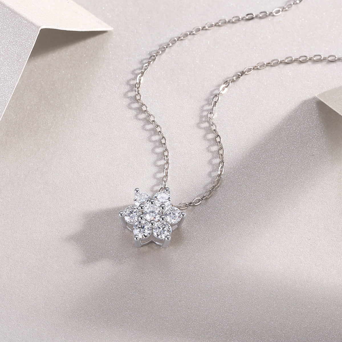 Snowflakes Fluttering - A Fashionable And Luxurious Diamond Jewelry Pendant Set With Moissanite S925 Sterling Silver And Platinum Plating