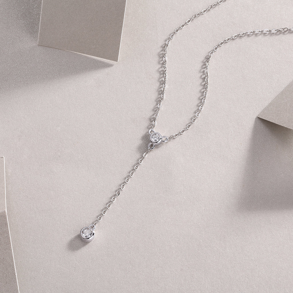 Tassel - A Fashionable And Luxurious Diamond Jewelry Pendant Set With Moissanite S925 Sterling Silver And Platinum Plating