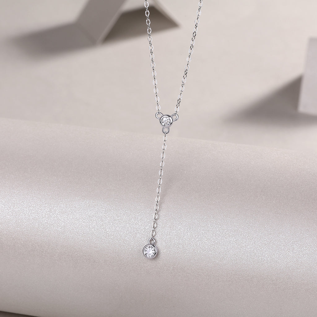 Tassel - A Fashionable And Luxurious Diamond Jewelry Pendant Set With Moissanite S925 Sterling Silver And Platinum Plating